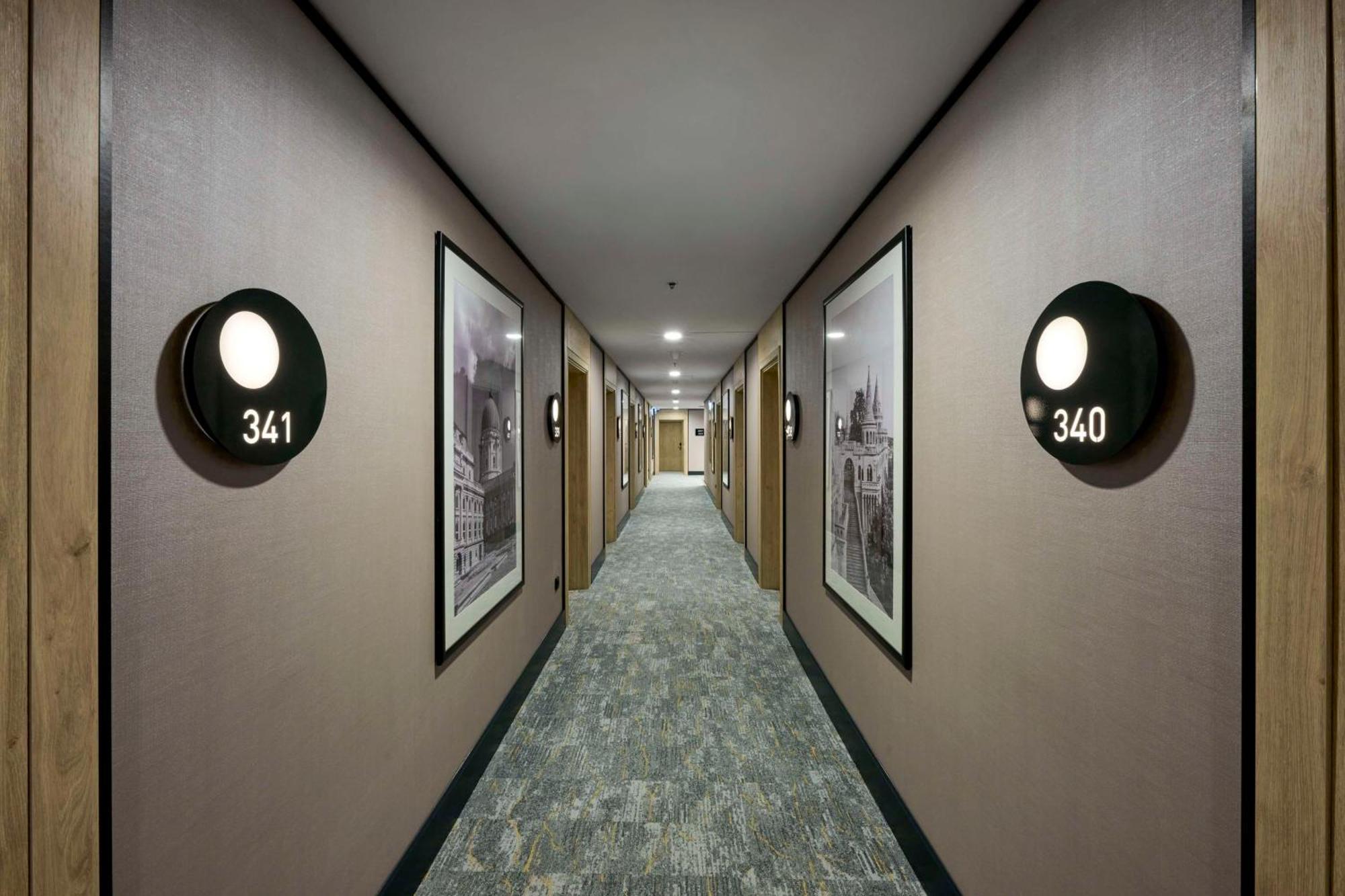 Radisson Hotel Budapest Budapart Экстерьер фото